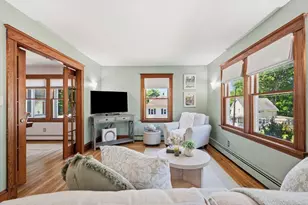 11 Friend St, Beverly, MA 01915 - Photo 5