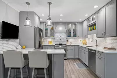 11 Friend St, Beverly, MA 01915 - Photo 9