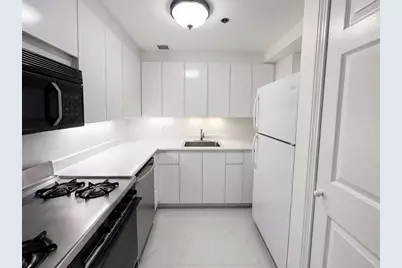 170 Tremont St #205, Boston, MA 02111 - Photo 5