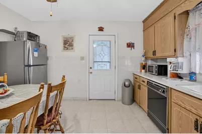 549 Main St, Medford, MA 02155 - Photo 5