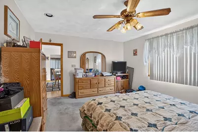 549 Main St, Medford, MA 02155 - Photo 13