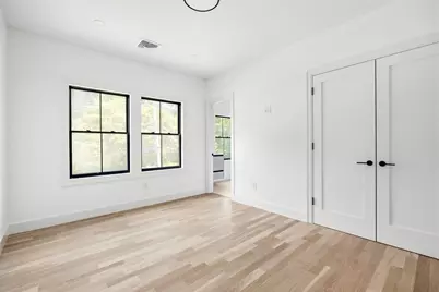 18 Rockland Street, Wellesley, MA 02481 - Photo 15