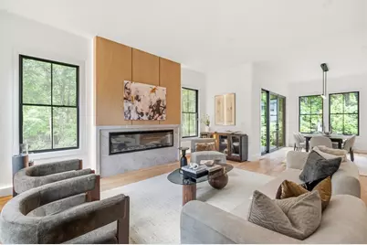18 Rockland Street, Wellesley, MA 02481 - Photo 3