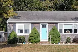 10 Ellis Dr, Dennis, MA 02639 - Photo 1