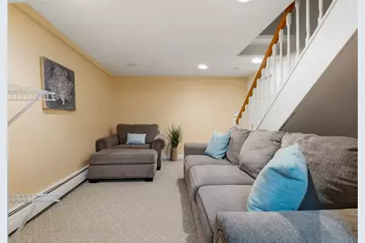 542 Trapelo Rd, Waltham, MA 02452 - Photo 33