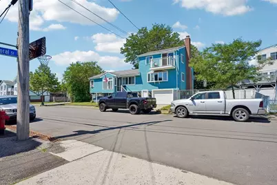 109 Broadsound Ave, Revere, MA 02151 - Photo 3