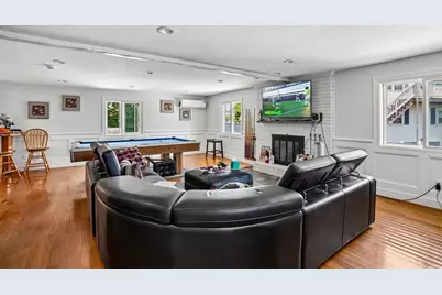 109 Broadsound Ave, Revere, MA 02151 - Photo 21