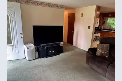 8 Bishop St., Leominster, MA 01453 - Photo 9