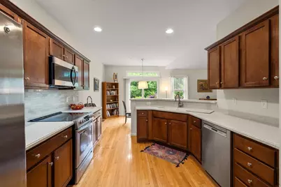 31 Stonebridge Dr #31, Hanson, MA 02341 - Photo 11