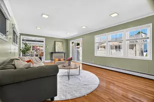 32 Bobolink Rd, Wellesley, MA 02481 - Photo 15