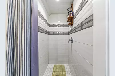 36 Oak St #1, Somerville, MA 02143 - Photo 9