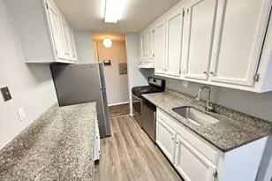 14 Shrewsbury Green Dr, Shrewsbury, MA 01545 - Photo 1