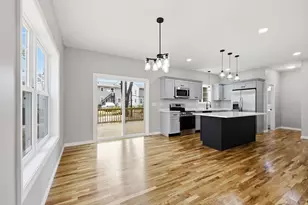 30 Goldenrod, Springfield, MA 01109 - Photo 11