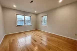 15 Marion St, Boston, MA 02131 - Photo 21