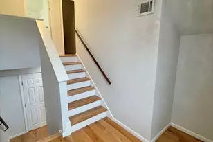 15 Marion St, Boston, MA 02131 - Photo 23