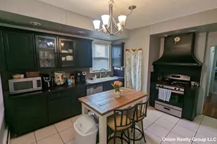 74 Bayswater St, Boston, MA 02128 - Photo 11