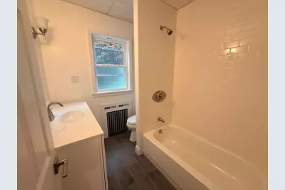48 Tuttle St, Fall River, MA 02724 - Photo 13