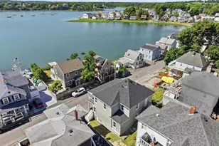 26 Bay St, Hull, MA 02045 - Photo 3