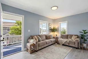 26 Bay St, Hull, MA 02045 - Photo 1