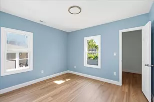 26 Bay St, Hull, MA 02045 - Photo 19