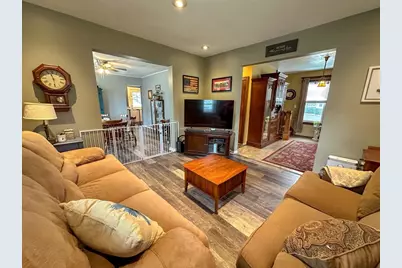 573 White St, Springfield, MA 01108 - Photo 19