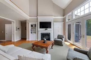 45 Clubhouse Dr, Hingham, MA 02043 - Photo 5