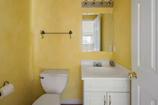 73 Half Crown Cir, Ashland, MA 01721 - Photo 9