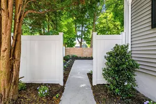 22 Park St, Wakefield, MA 01880 - Photo 3