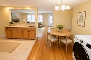 29 Greenleaf Cir, Framingham, MA 01701 - Photo 5