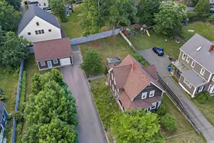 27 Erin St, Whitman, MA 02382 - Photo 5
