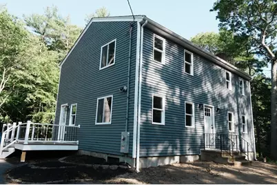 658 Berkley St, Berkley, MA 02779 - Photo 3