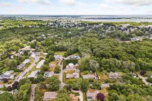 220 Rockland St, Dartmouth, MA 02748 - Photo 25