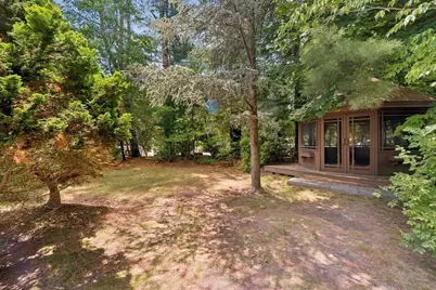 220 Rockland St, Dartmouth, MA 02748 - Photo 21