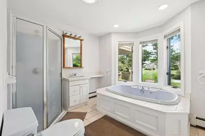 220 Rockland St, Dartmouth, MA 02748 - Photo 13