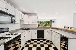 220 Rockland St, Dartmouth, MA 02748 - Photo 7