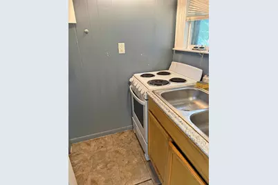 101 Prospect St, Brockton, MA 02301 - Photo 33