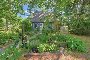 19 King St, Norfolk, MA 02056 - Photo 1