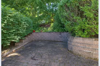 4 Marmion Ave, Worcester, MA 01606 - Photo 7