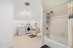 86 Walnut St, Boston, MA 02122 - Photo 19
