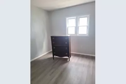 70 Sterling St, Worcester, MA 01610 - Photo 13