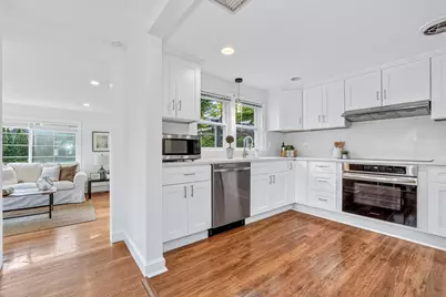 46 Windsor Rd, Stoneham, MA 02180 - Photo 9