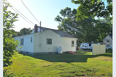 40 Point Grove Road, Southwick, MA 01077 - Photo 3