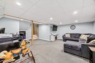 10 Scenic Rd, Westfield, MA 01085 - Photo 33