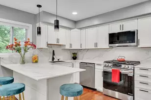 39 Hawthorne, Boston, MA 02119 - Photo 7