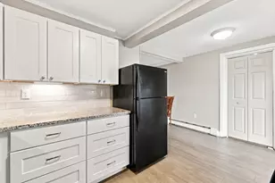 60A Washington Park Dr, Andover, MA 01810 - Photo 5