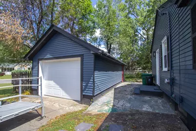 127 Gelinas Dr, Chicopee, MA 01020 - Photo 3