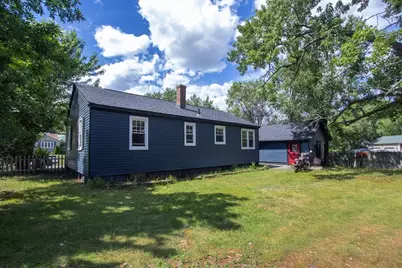 127 Gelinas Dr, Chicopee, MA 01020 - Photo 7