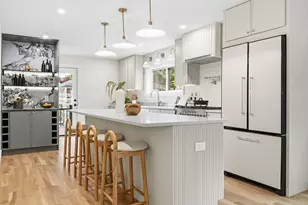 34 Governor Winthrop Rd, Somerville, MA 02145 - Photo 1