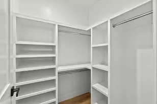 34 Governor Winthrop Rd, Somerville, MA 02145 - Photo 21