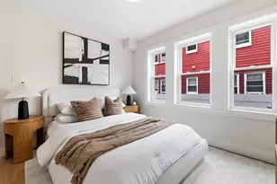 34 Governor Winthrop Rd, Somerville, MA 02145 - Photo 15